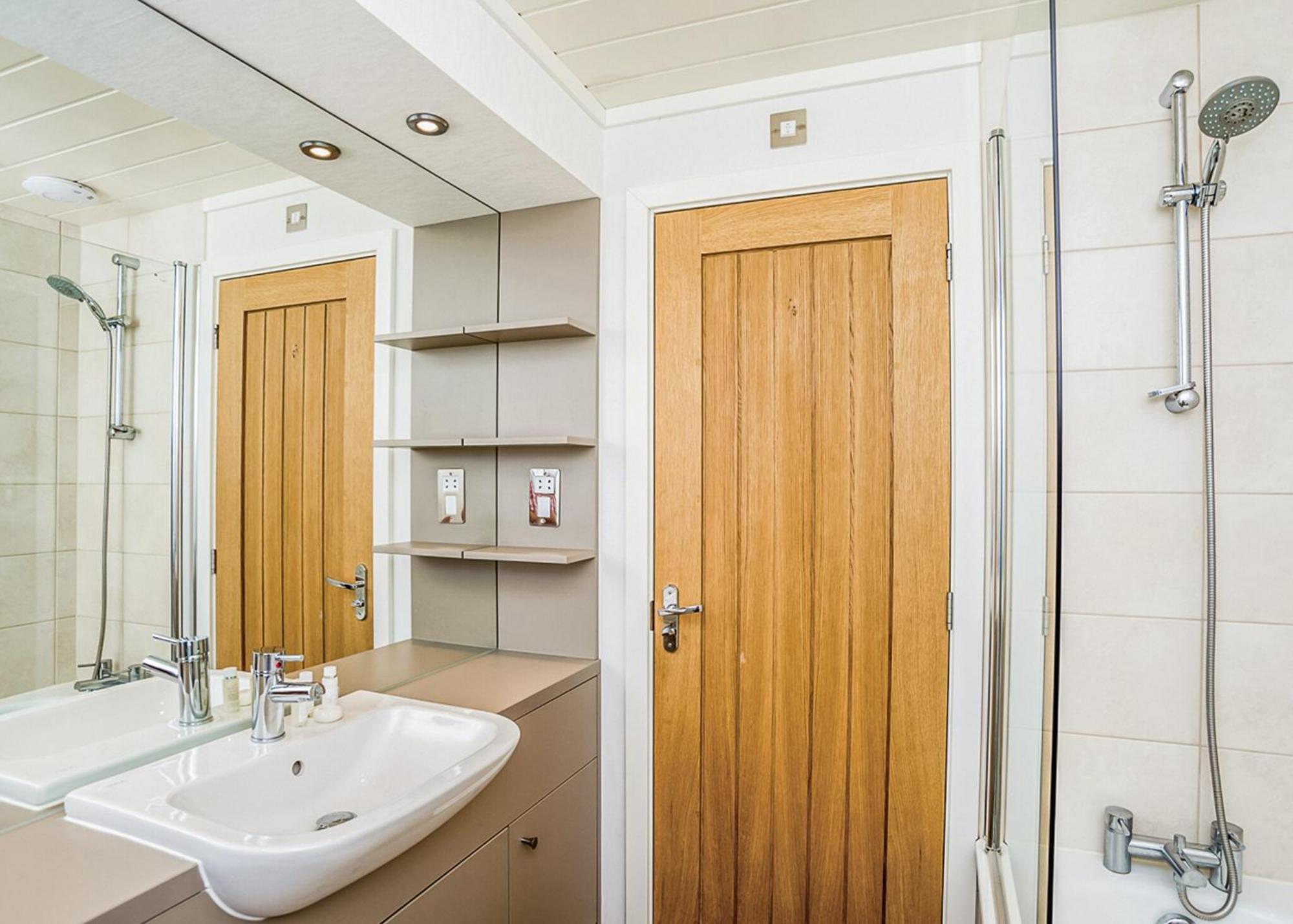 מלון Fishbourne  Woodside Coastal Retreat חדר תמונה